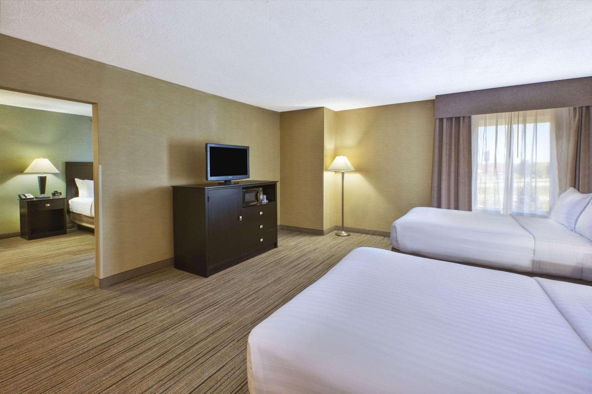 Country Inn & Suites By Radisson Benton Harbor-St Joseph Mi Ngoại thất bức ảnh