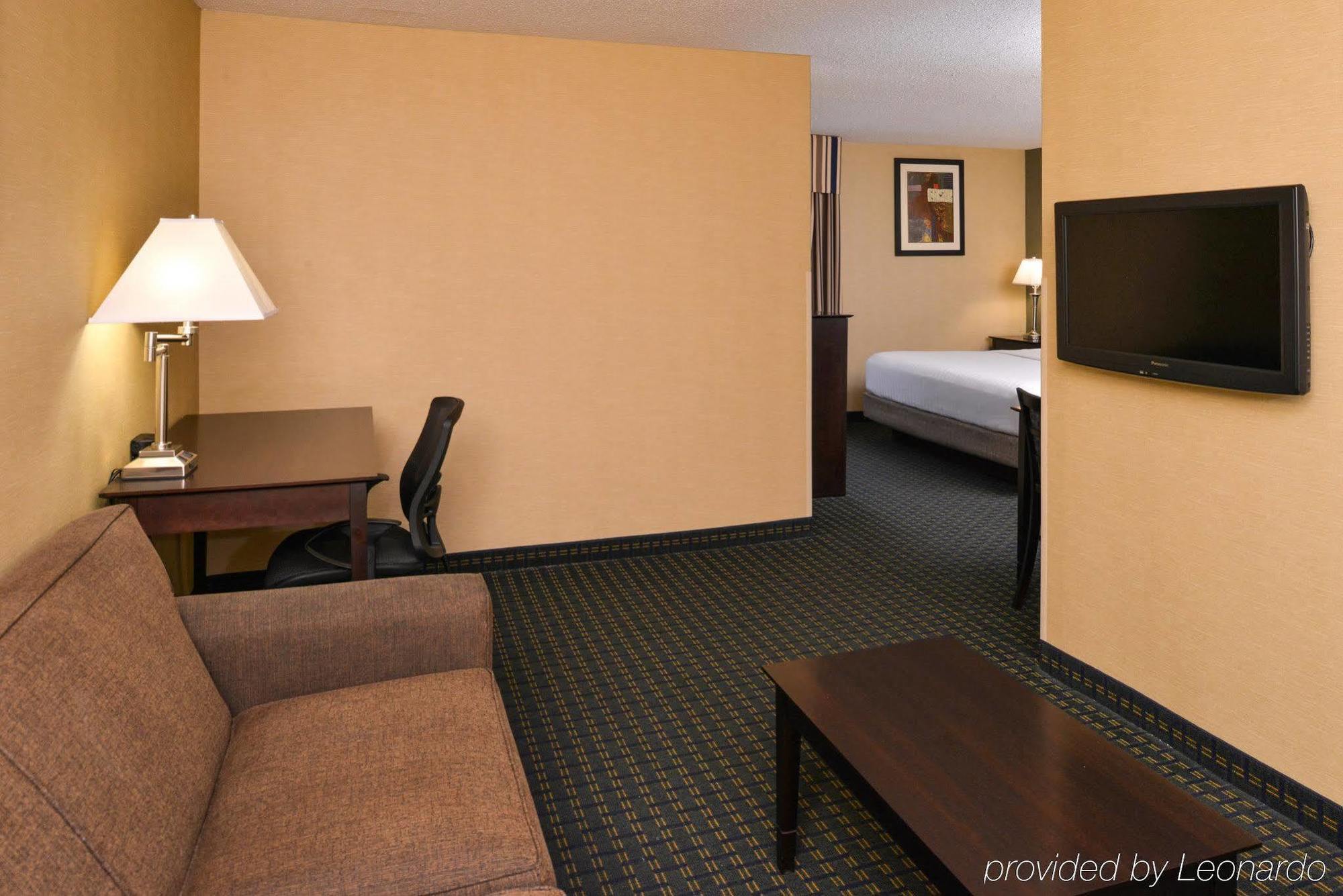 Country Inn & Suites By Radisson Benton Harbor-St Joseph Mi Ngoại thất bức ảnh
