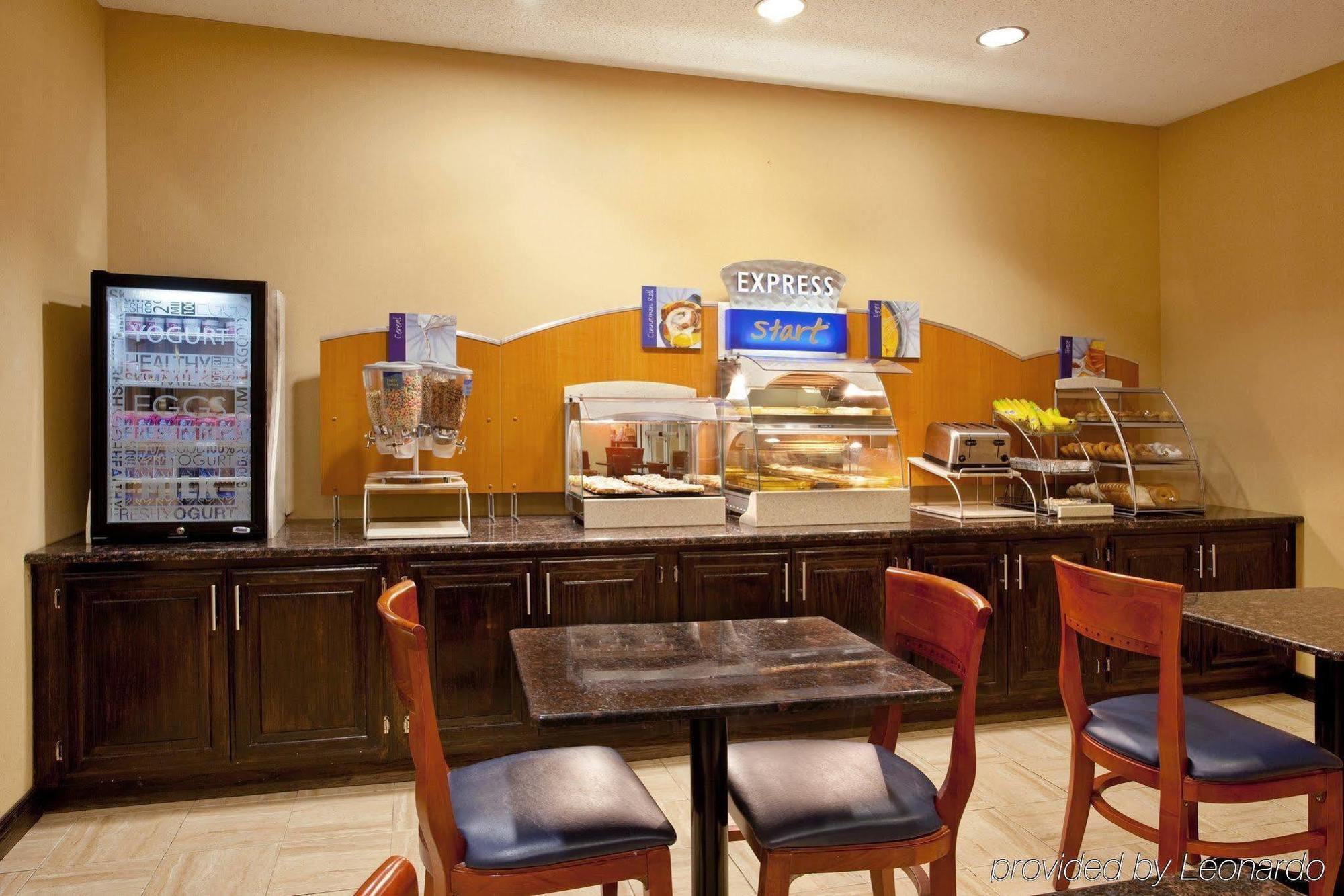 Country Inn & Suites By Radisson Benton Harbor-St Joseph Mi Ngoại thất bức ảnh